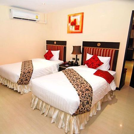 Lucky Palace Hotel Bangkok Zewnętrze zdjęcie