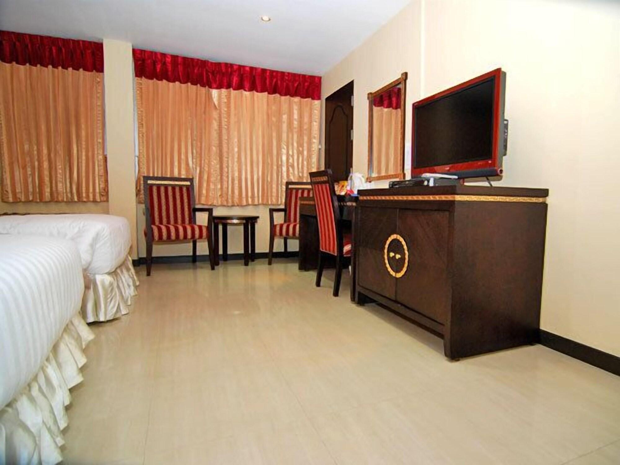 Lucky Palace Hotel Bangkok Zewnętrze zdjęcie