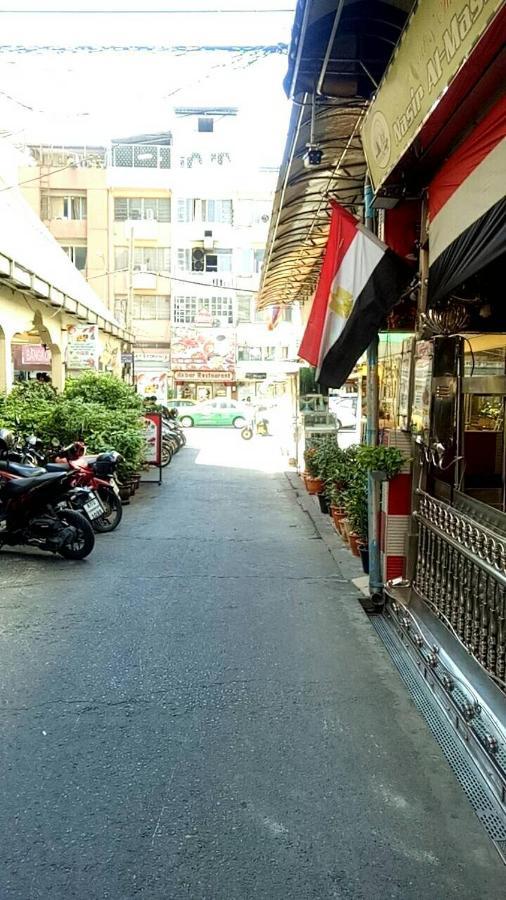 Lucky Palace Hotel Bangkok Zewnętrze zdjęcie